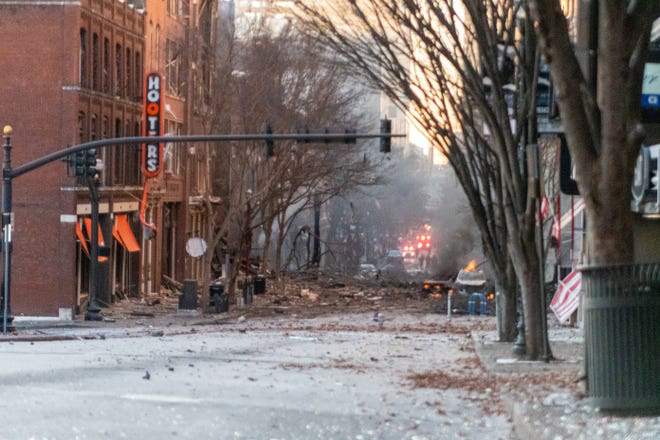 Mỹ: Ph&aacute;t hiện đ&aacute;ng ngờ trong vụ nổ ở TP Nashville - Ảnh 5.