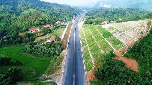 Bứt phá đầu tư hạ tầng giao thông - Ảnh 1.