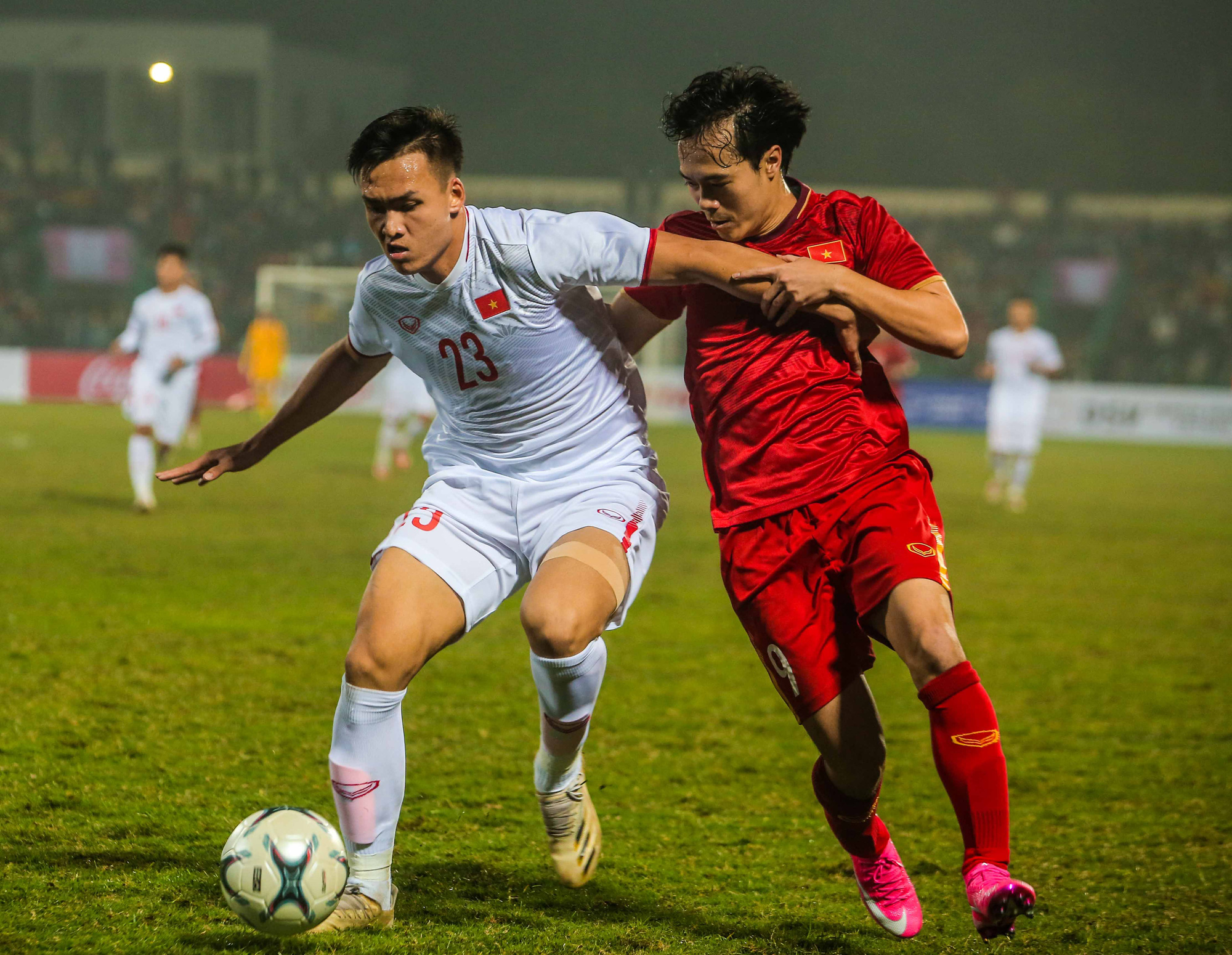 Quang Hải ghi b&agrave;n, đội tuyển Việt Nam ho&agrave; đ&agrave;n em U22 Việt Nam - Ảnh 11.