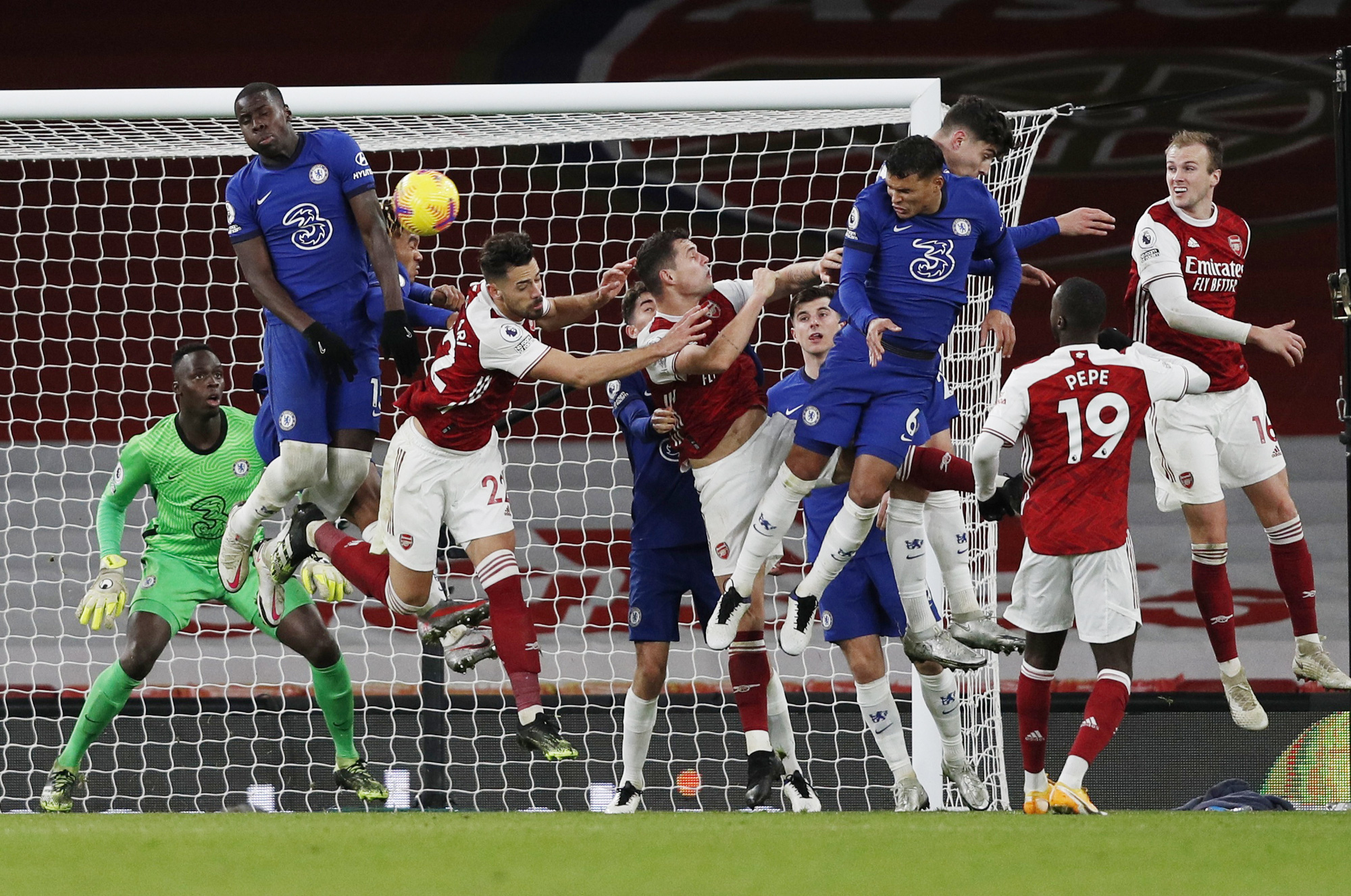 Sao 19 tuổi lập si&ecirc;u phẩm, Chelsea nhận c&uacute; sốc ng&agrave;y Tặng qu&agrave; - Ảnh 1.