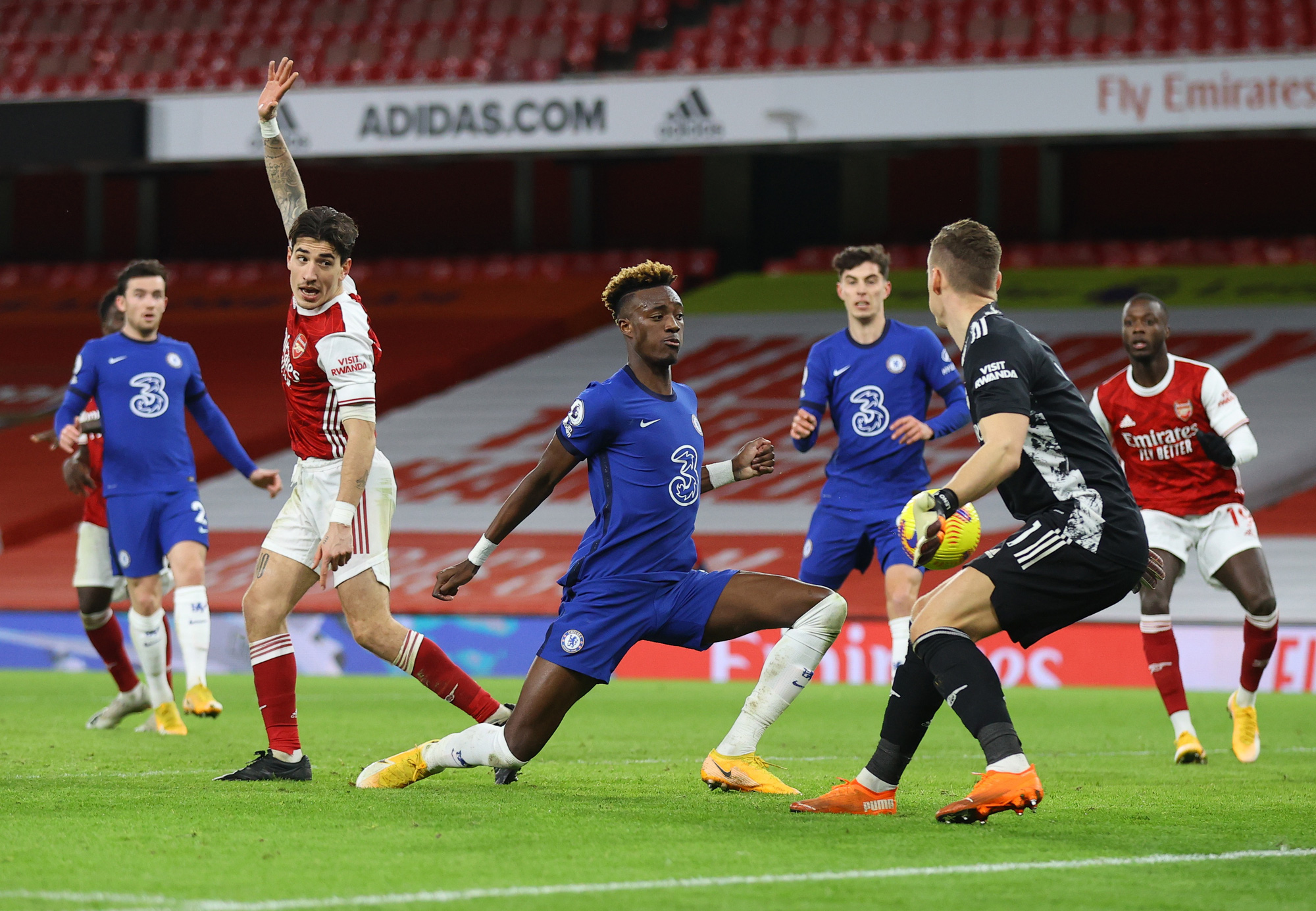 Sao 19 tuổi lập si&ecirc;u phẩm, Chelsea nhận c&uacute; sốc ng&agrave;y Tặng qu&agrave; - Ảnh 7.