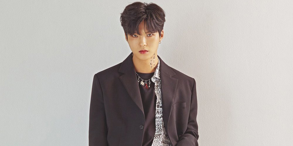 Hyunwoo rời nhóm nhạc D-Crunch vì đau lưng