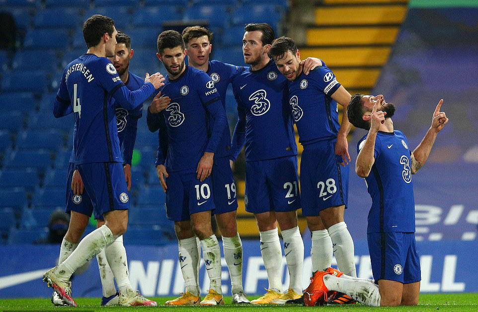 Chelsea lại mất điểm s&acirc;n nh&agrave;, Leicester may mắn tho&aacute;t hiểm - Ảnh 2.