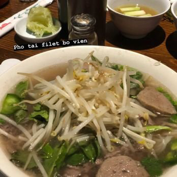 Phở "quên muộn phiền" nơi đất khách