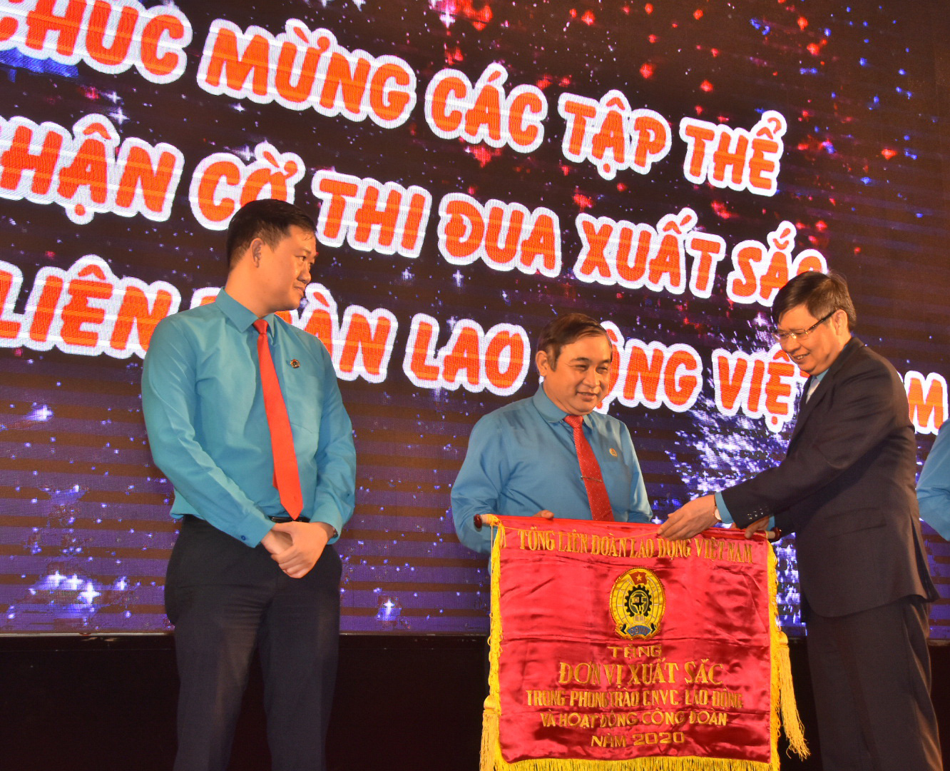 Tận lực chăm lo, bảo vệ người lao động