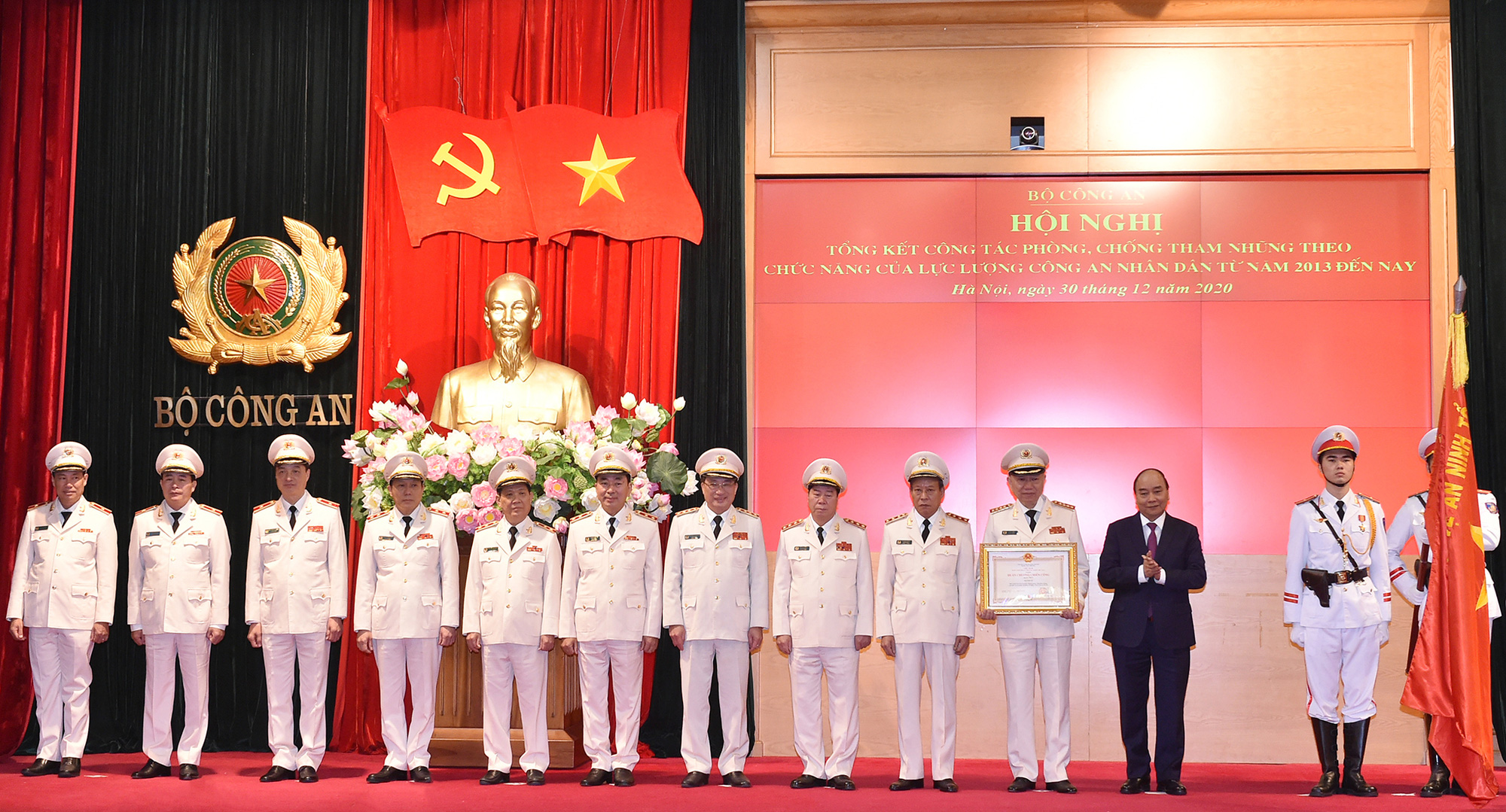 Tạo cơ chế bảo đảm "không thể tham nhũng"