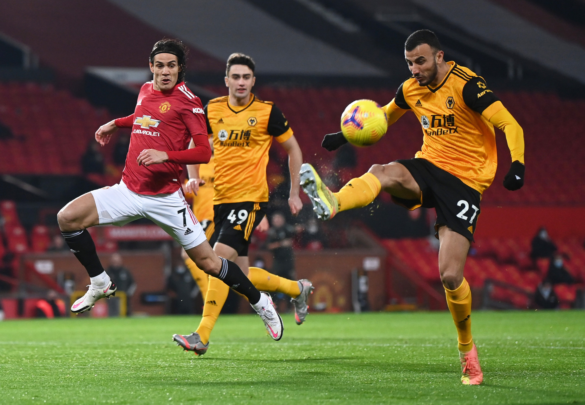 Lập c&ocirc;ng ph&uacute;t b&ugrave; giờ, Marcus Rashford đưa Man United l&ecirc;n ng&ocirc;i nh&igrave; bảng - Ảnh 3.
