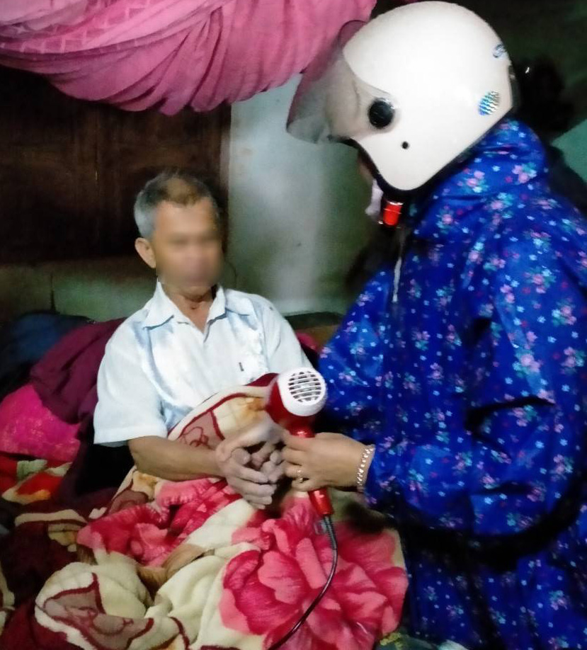 Tìm thấy cụ ông mất tích trong rừng,  sau 3 ngày bị lạc không ăn uống