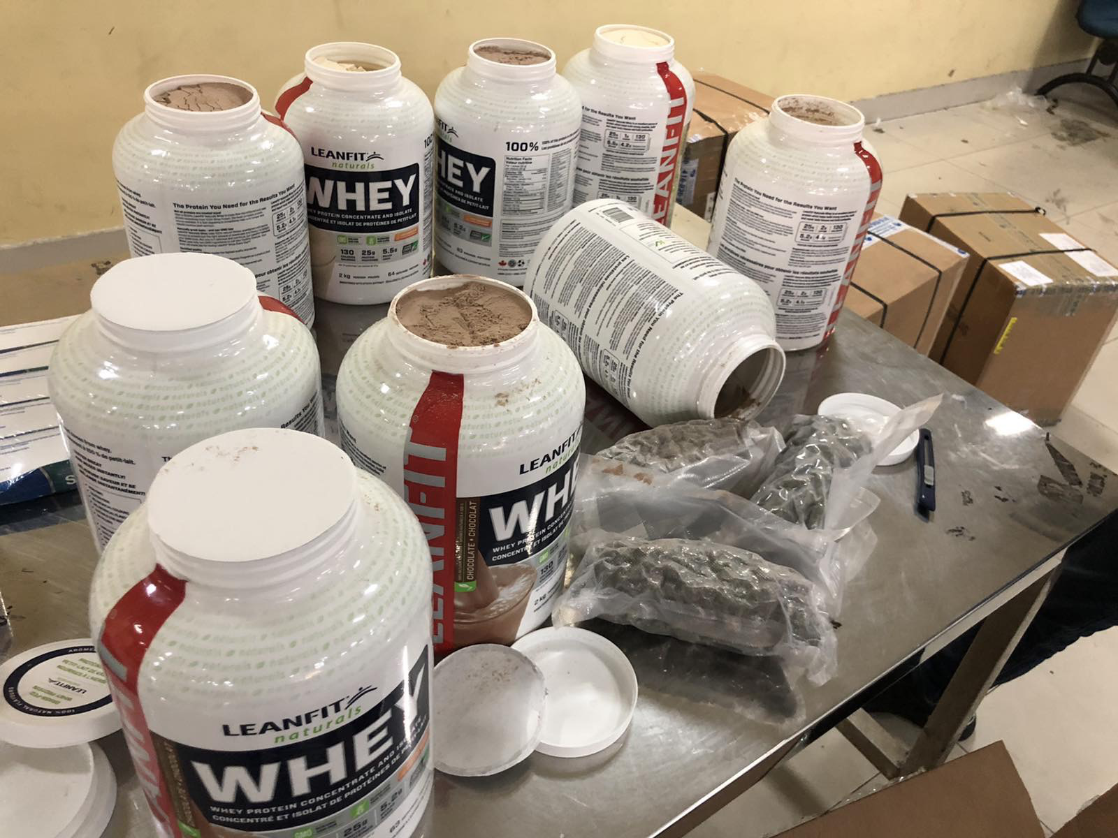 Gần 5kg cần sa từ Canada qua Hàn Quốc, về tới Việt Nam mới bị phát hiện