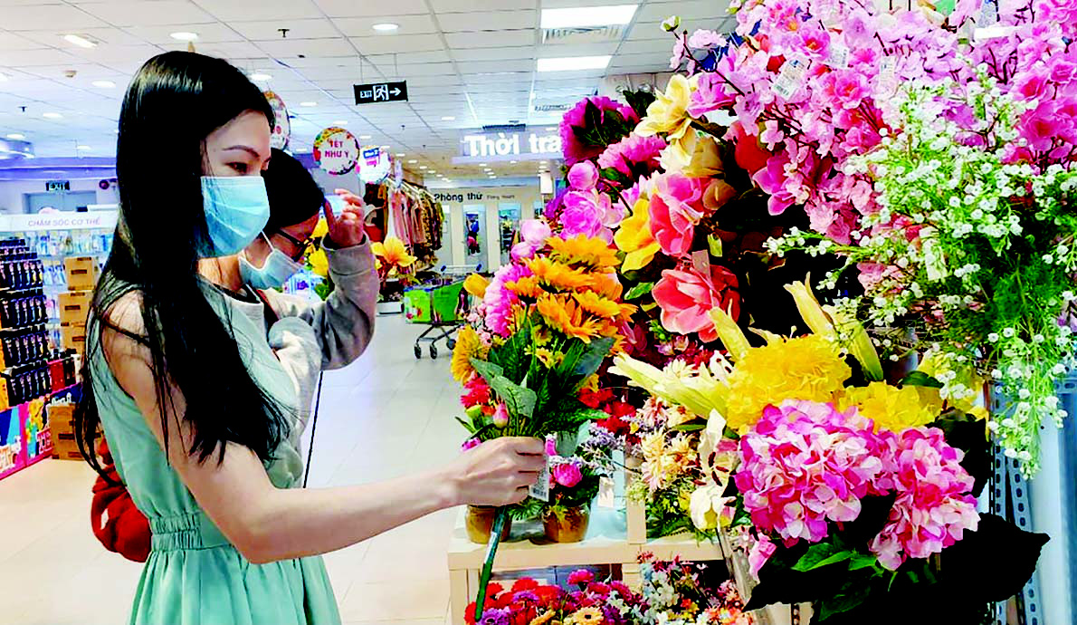 Co.opmart, Co.opXtra giảm giá mạnh 1.200 sản phẩm trang trí, vệ sinh nhà cửa - Ảnh 1.