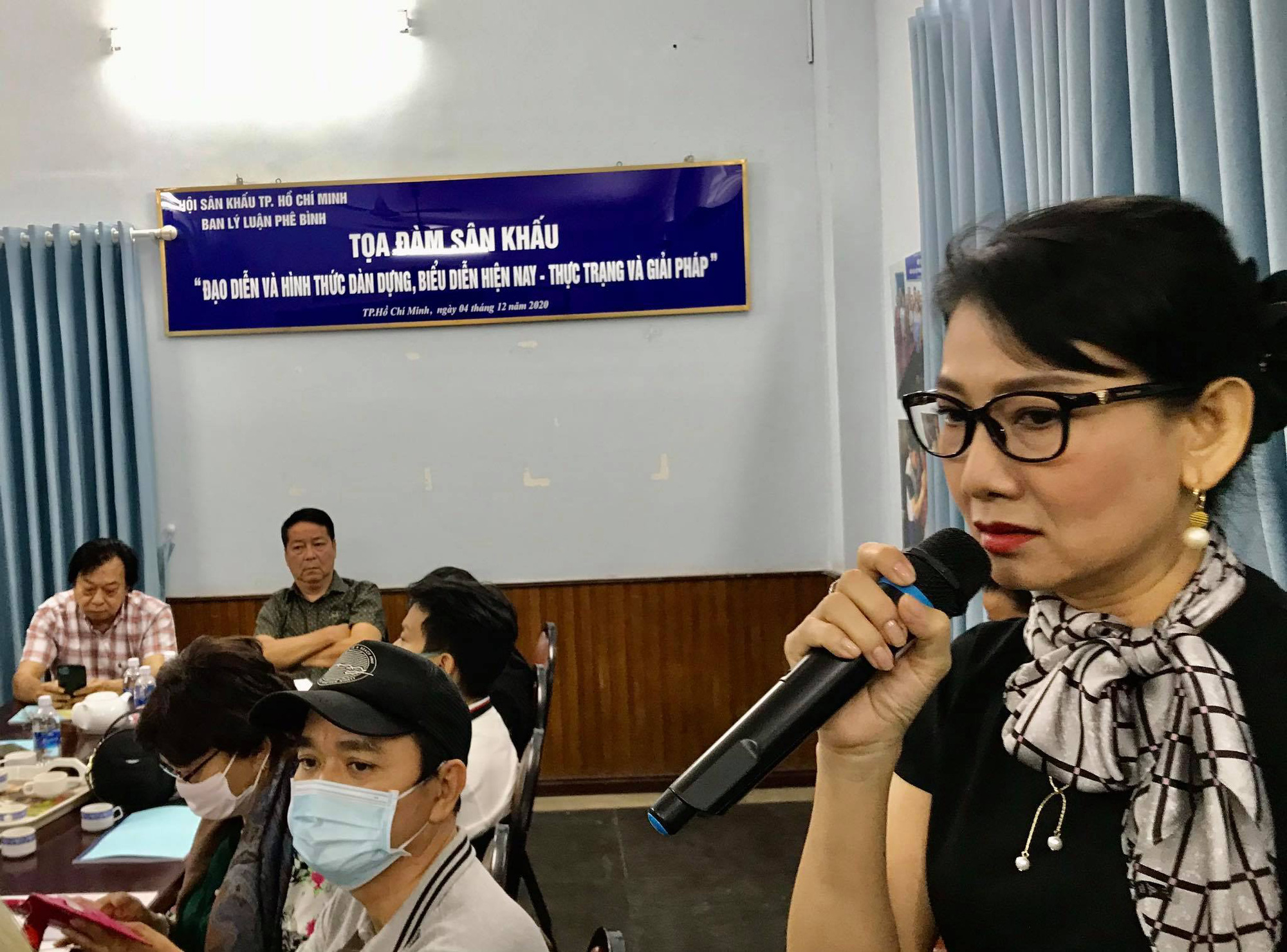 Công Ninh nguội lạnh với sân khấu vì thiếu kịch bản hay - Ảnh 10.
