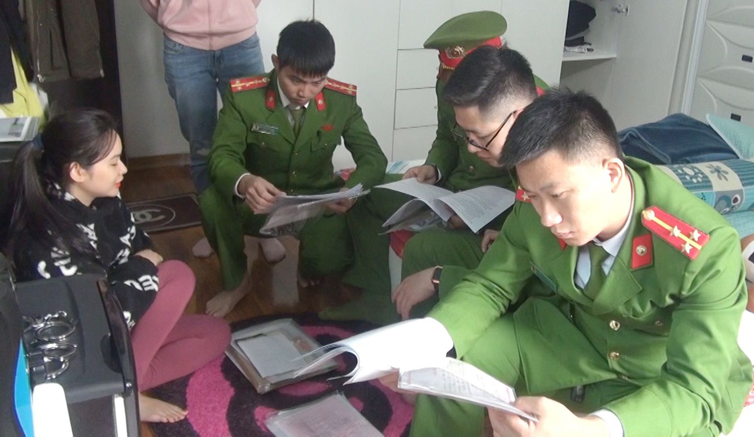 Truy bắt giang hồ Cường gấu đ&aacute;nh người thương t&iacute;ch 40% - Ảnh 2.