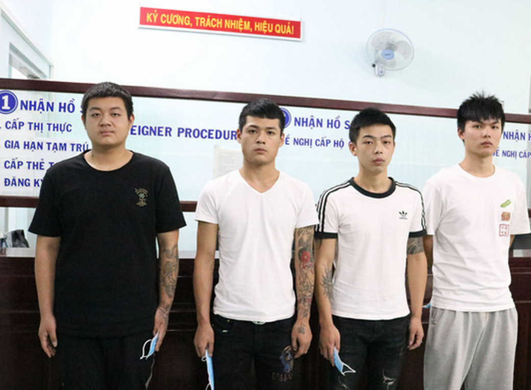 Trục xuất nh&oacute;m người Trung Quốc su&yacute;t vượt qua bi&ecirc;n giới Việt Nam - Campuchia - Ảnh 1.