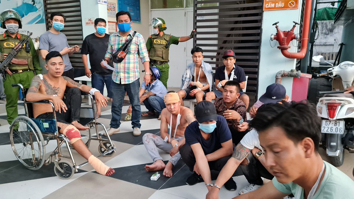 Truy tìm Tèo "72 mụt ruồi" vụ nhóm người Bình Dương bị đuổi chém náo loạn ở An Giang