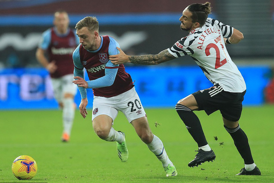 Ngược d&ograve;ng ngoạn mục, Man United thắng tranh c&atilde;i chủ nh&agrave; West Ham - Ảnh 2.