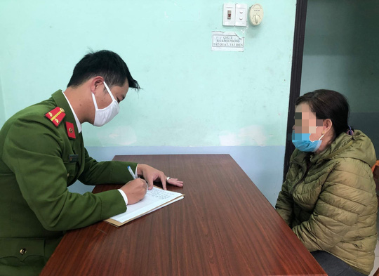 Hé lộ nguyên nhân người phụ nữ lấy băng keo tự trói rồi trình báo công an