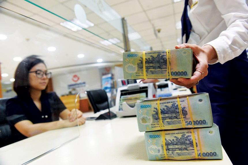 Ngân hàng bớt… thừa tiền