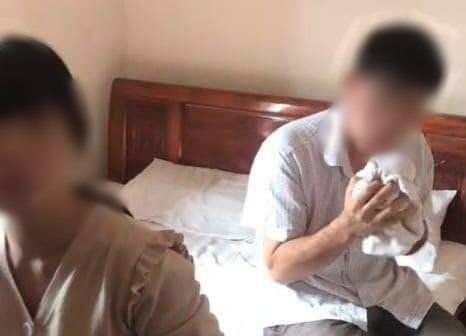 Cán bộ xã bị tố “quan hệ” với vợ của người khác tại nhà nghỉ