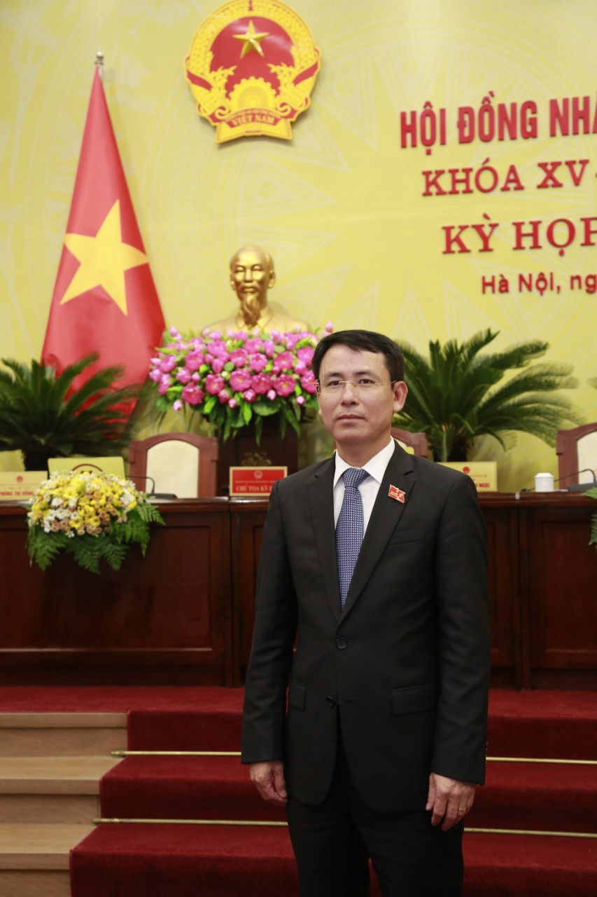 Chủ tịch HĐND và 5 tân Phó chủ tịch UBND TP Hà Nội là những ai? - Ảnh 6.