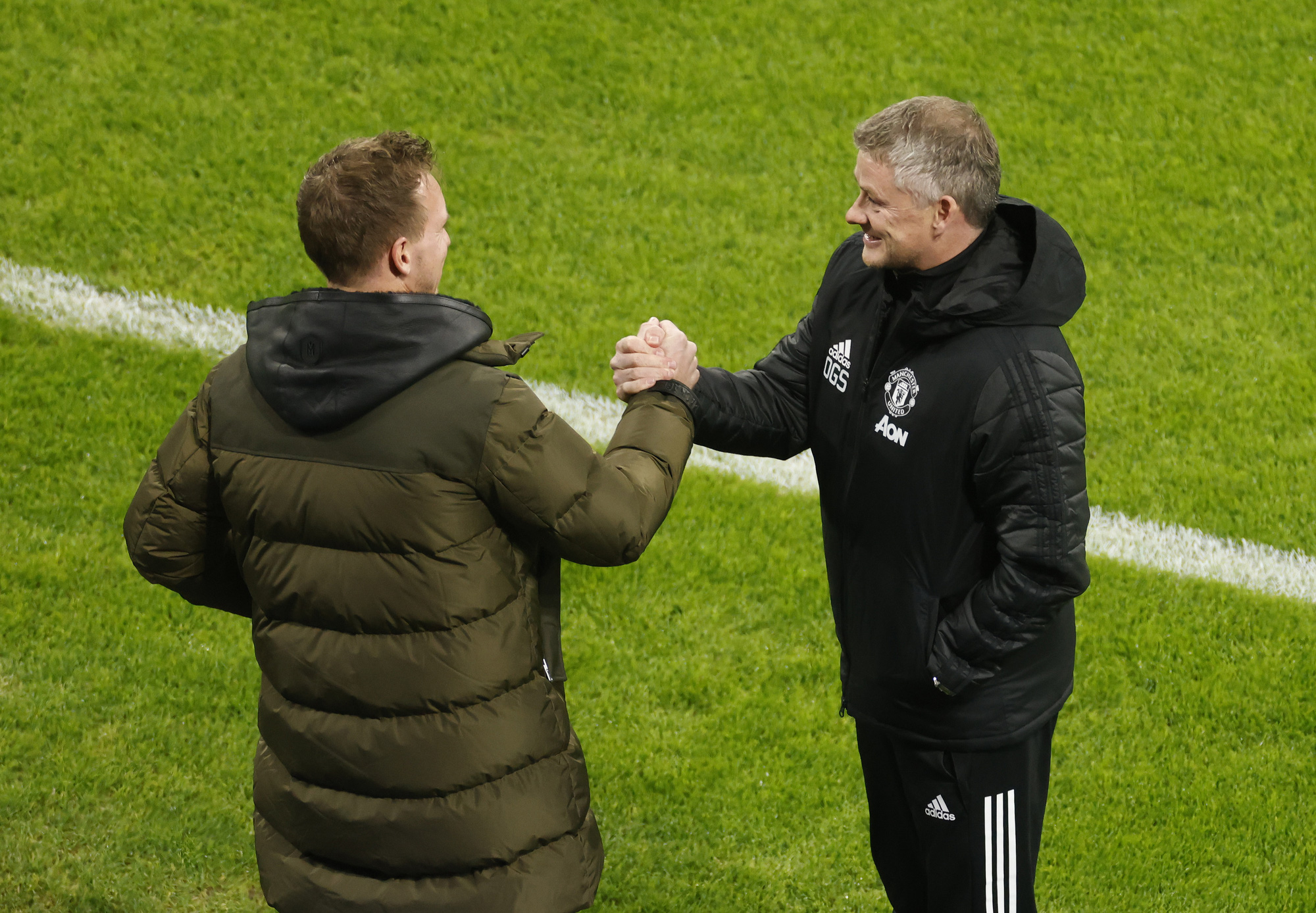 Ngược d&ograve;ng muộn m&agrave;ng, Man United bị đ&aacute; văng khỏi Champions League - Ảnh 1.