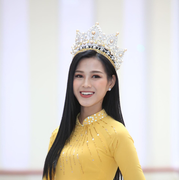 Những bức ảnh gây sốt của Hoa hậu Việt Nam Đỗ Thị Hà