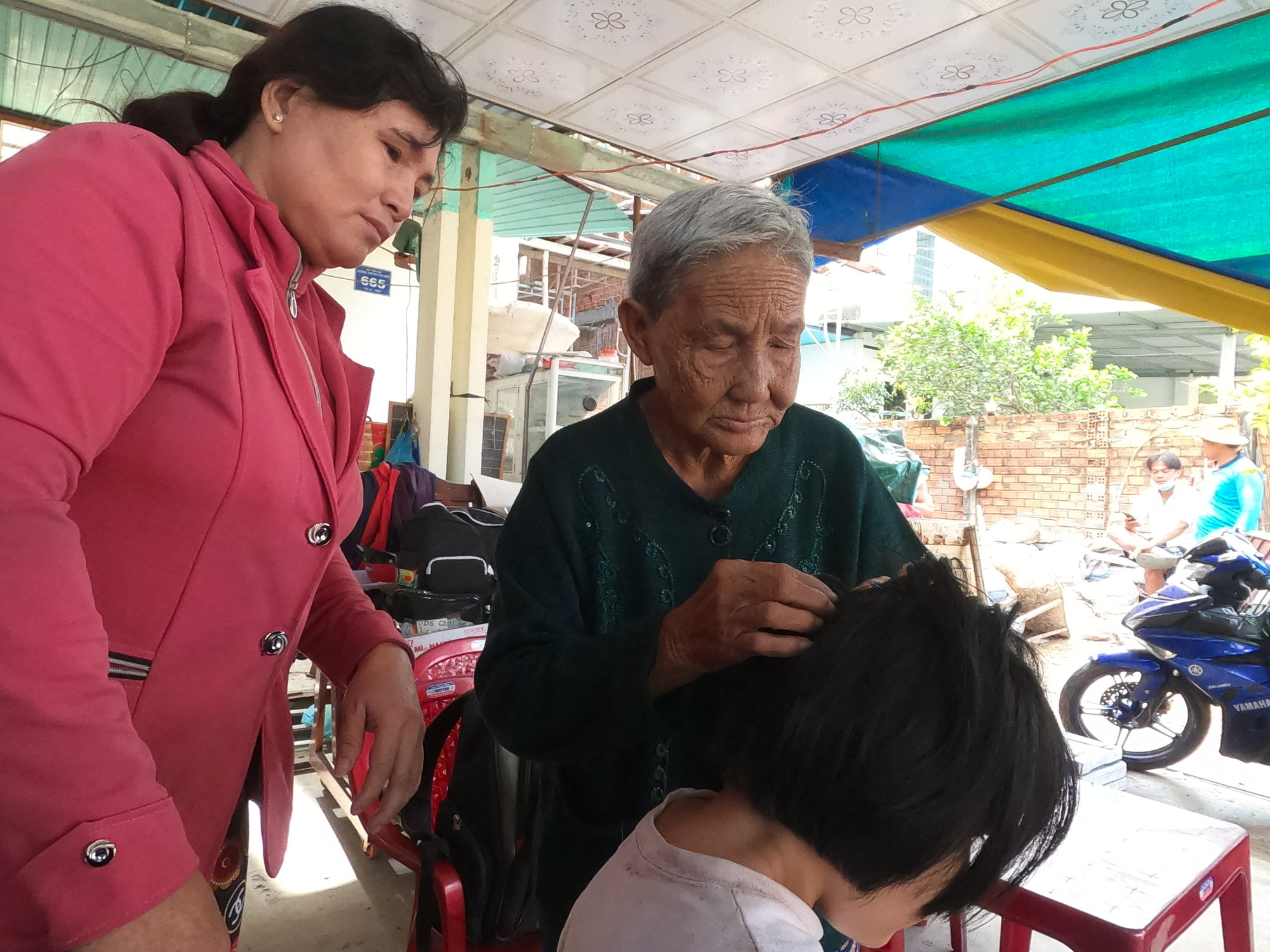 Khởi tố, bắt giam đối tượng hành hung dã man nữ sinh sau tai nạn ở Bình Dương