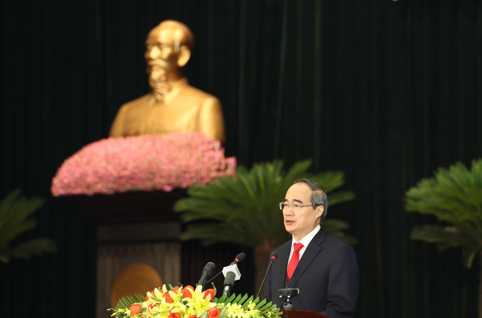 Bí thư Nguyễn Thiện Nhân: Hãy hết lòng hết sức chăm lo cho dân!