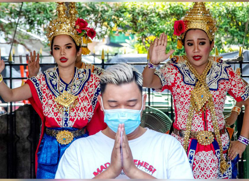Thế giới trong vòng xoáy virus corona: Những bức hình ám ảnh - Ảnh 6.