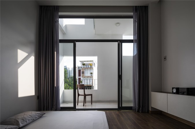Nh&agrave; li&ecirc;n th&ocirc;ng 2 tầng sở hữu kh&ocirc;ng gian chuyển đổi tự do - Ảnh 10.