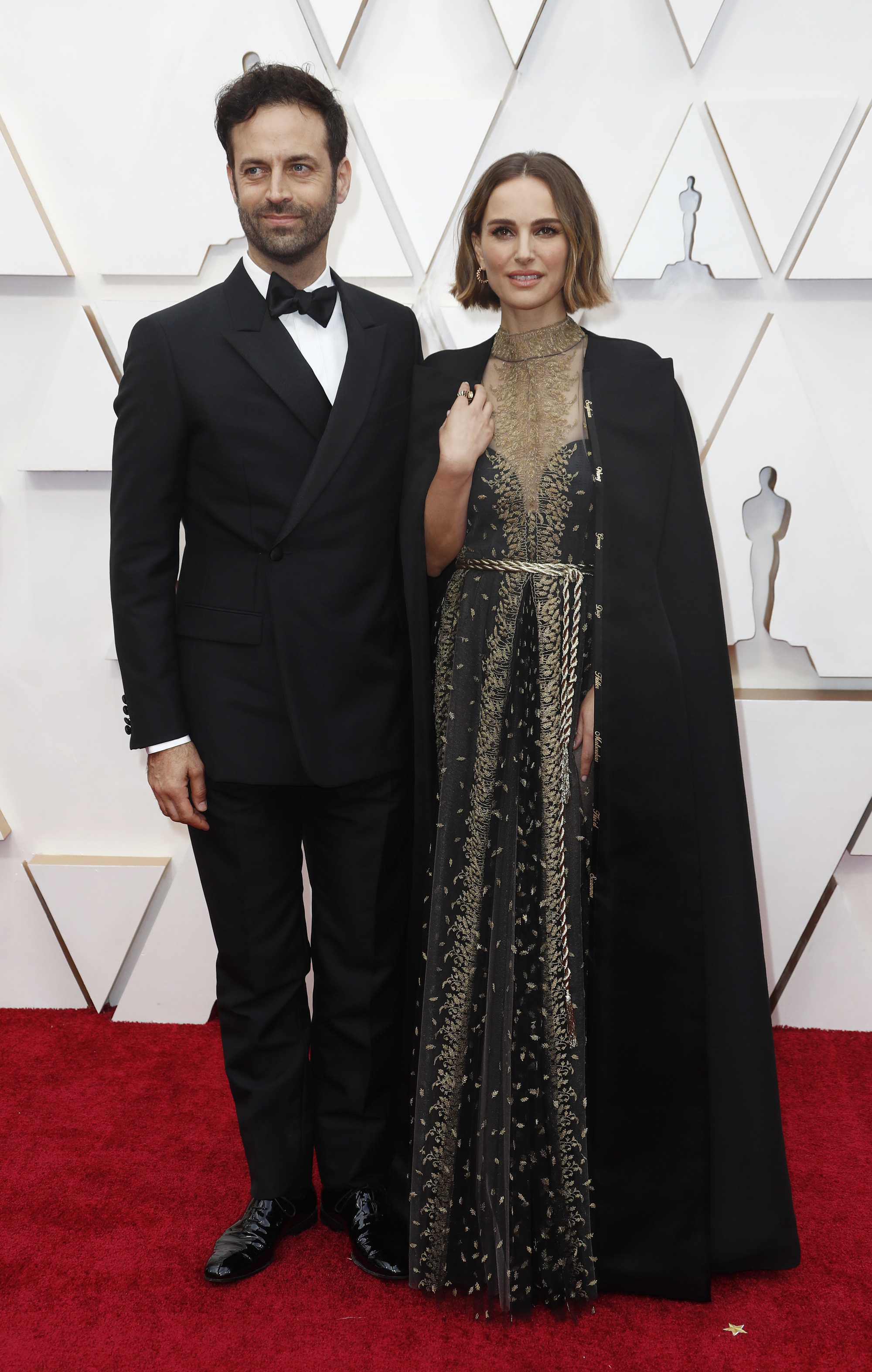 2020-02-10T001948Z_1339290586_HP1EG2A00X0CE_RTRMADP_3_AWARDS-OSCARS