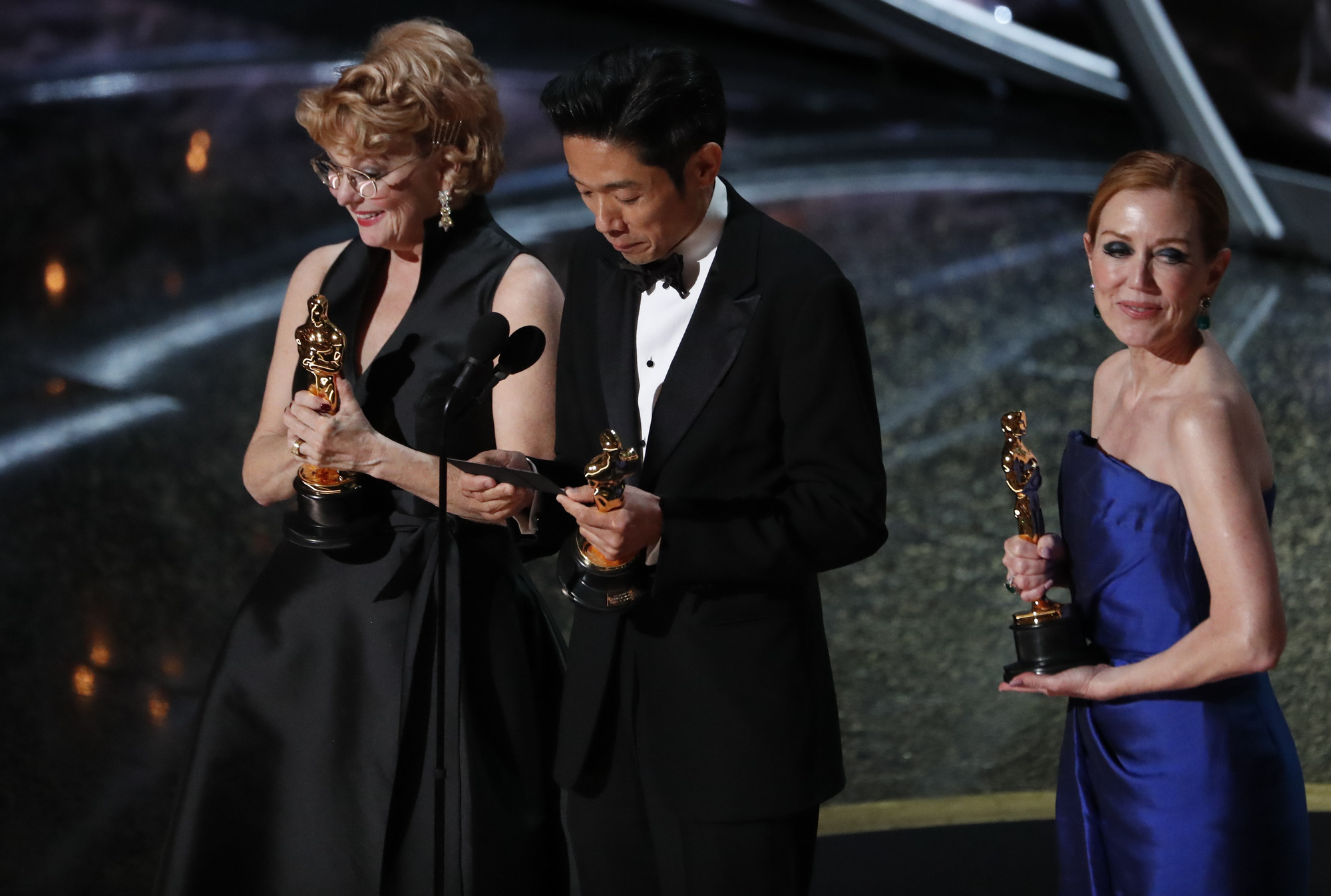 2020-02-10T032036Z_1468466587_HP1EG2A09ACYC_RTRMADP_3_AWARDS-OSCARS