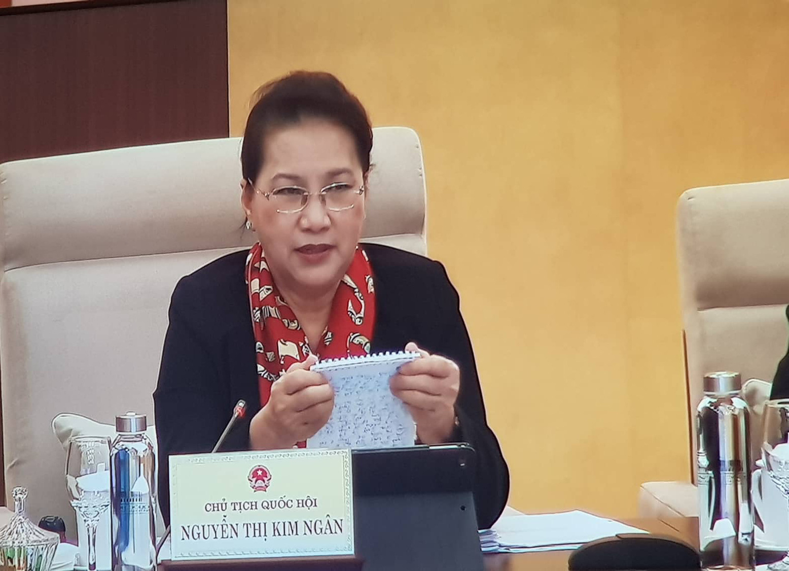 Chủ tịch Quốc hội: Giảm thiểu lễ hội, tổ chức hội nghị trực tuyến để phòng dịch corona