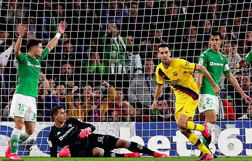 Rượt đuổi tỉ số đi&ecirc;n rồ, Barcelona ngược d&ograve;ng hạ chủ nh&agrave; Betis - Ảnh 5.