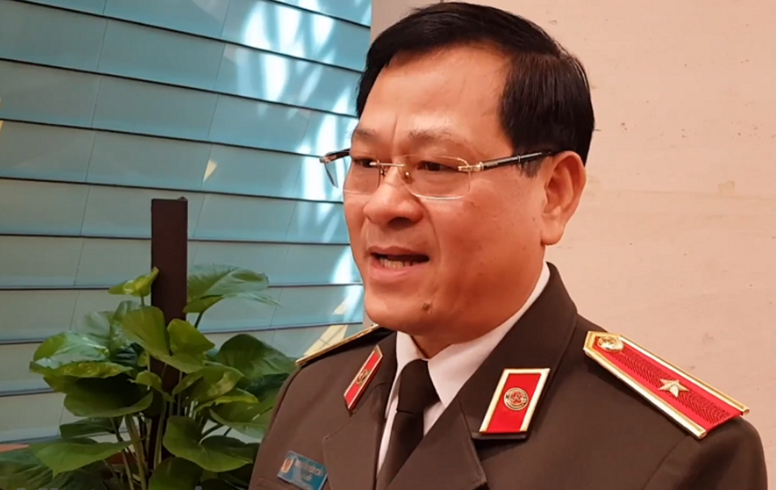 Vị tướng "hét ra lửa" và những "phát ngôn cân não"