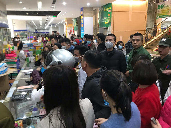 NÓNG: Bị phạt đến 15 năm tù khi đầu cơ khẩu trang trong dịch corona?