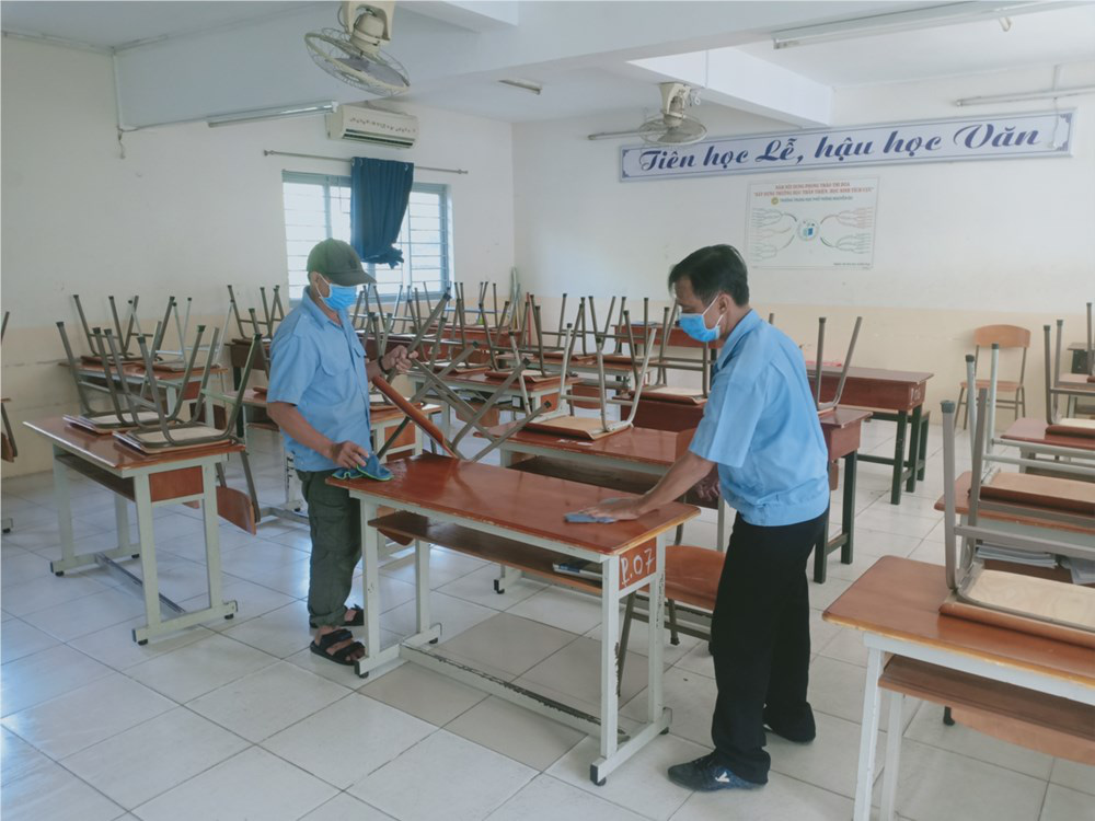 UBND TP HCM ra văn bản khẩn đề nghị báo cáo việc chuẩn bị đón học sinh trở lại trường