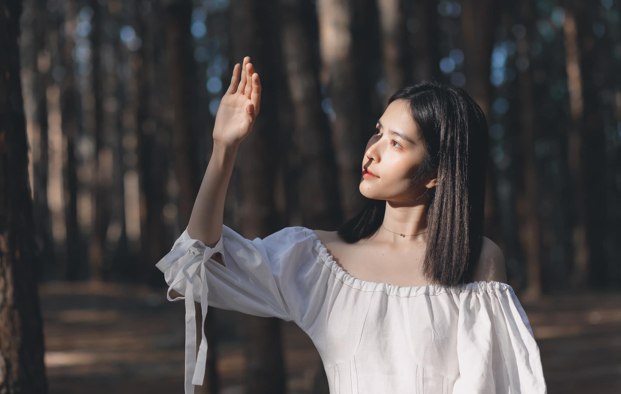 Nam Em tung bộ ảnh bảo vệ môi trường, gắn với dịch cúm corona