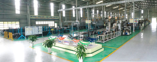 Thaco đẩy mạnh xuất khẩu nh&iacute;p &ocirc;t&ocirc; - Ảnh 1.