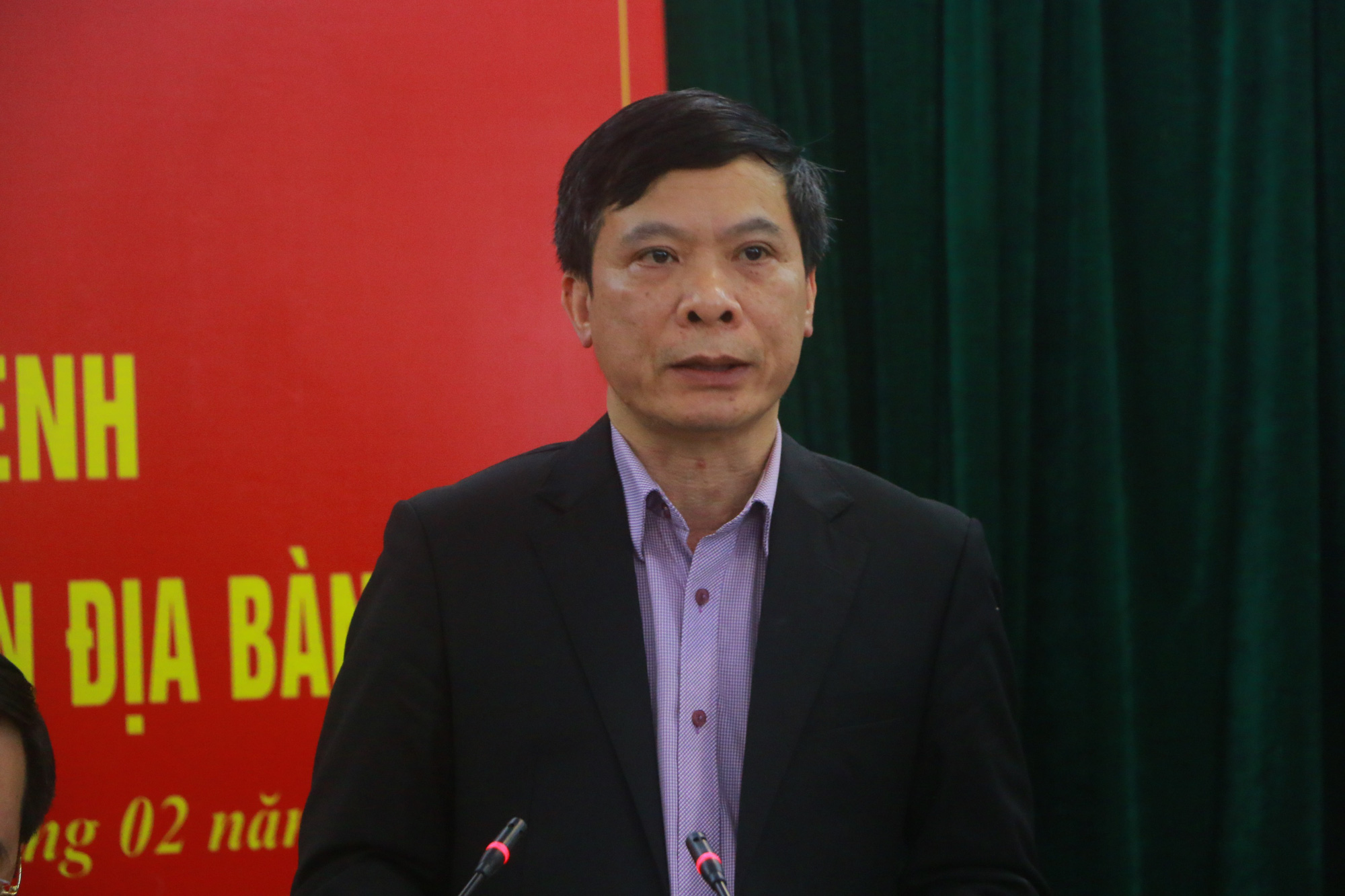 Vĩnh Phúc họp báo: Đang nghiên cứu trường hợp nữ công nhân về từ Vũ Hán lây bệnh cho 5 người khác - Ảnh 4.