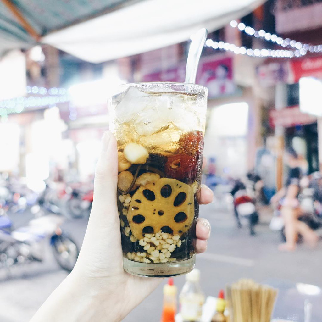 Những khu ẩm thực nổi tiếng h&uacute;t kh&aacute;ch ở Đ&agrave; Nẵng - Ảnh 14.
