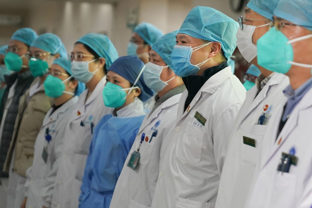Covid-19: Lần ra nguyên nhân nam giới nhiễm bệnh và tử vong cao hơn? - Ảnh 3.