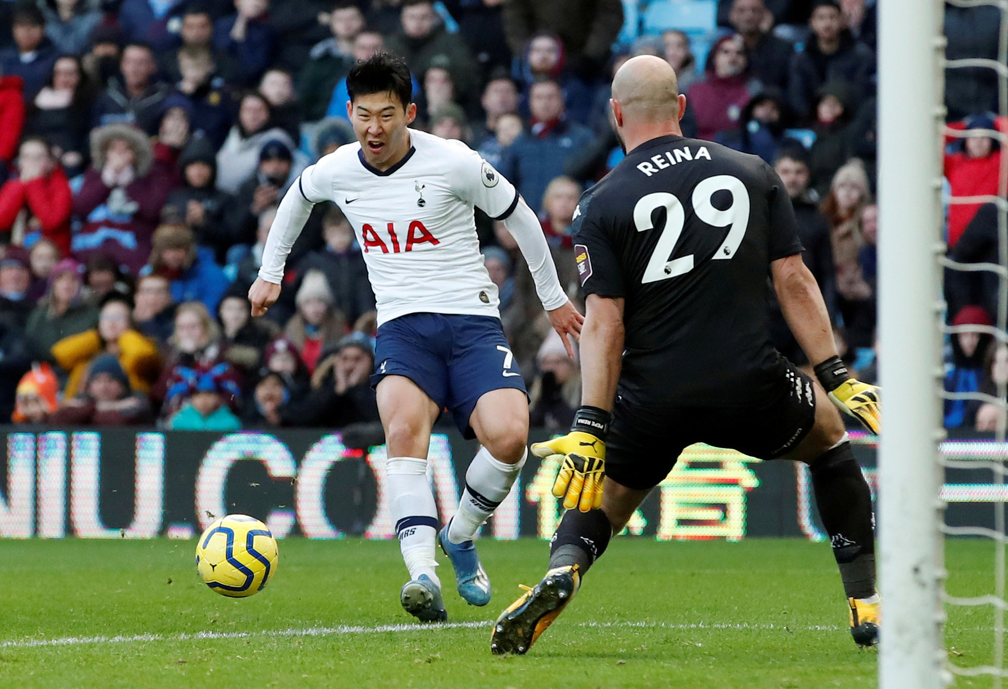 Son Heung-min tỏa s&aacute;ng, Tottenham ngược d&ograve;ng ngoạn mục ở Villa Park - Ảnh 7.