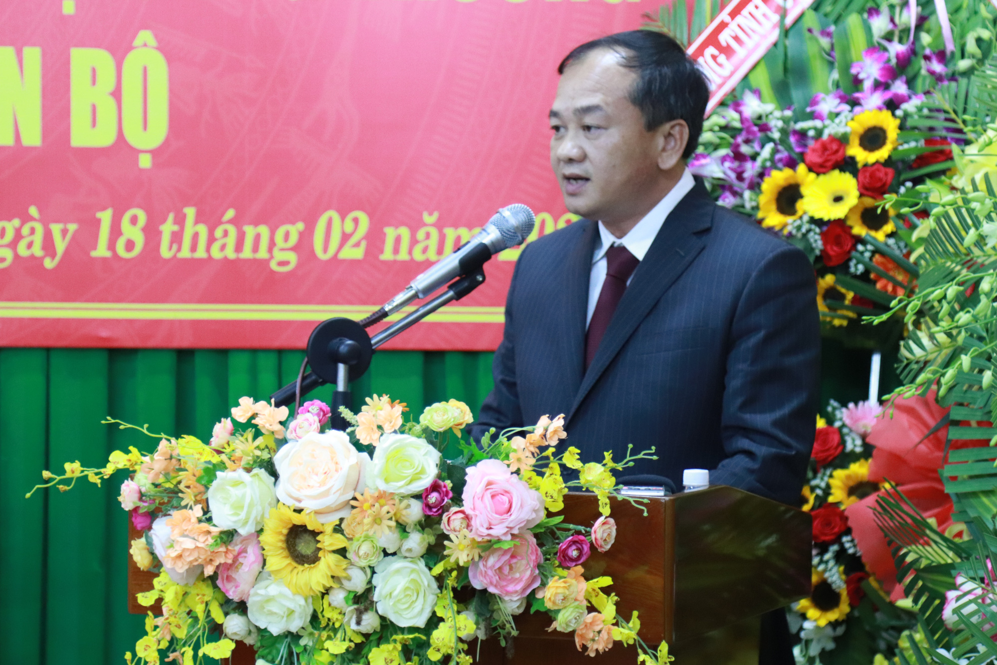 Một thạc sĩ An ninh nh&acirc;n d&acirc;n l&agrave;m Cục trưởng Cục QLTT Đắk Lắk - Ảnh 2.
