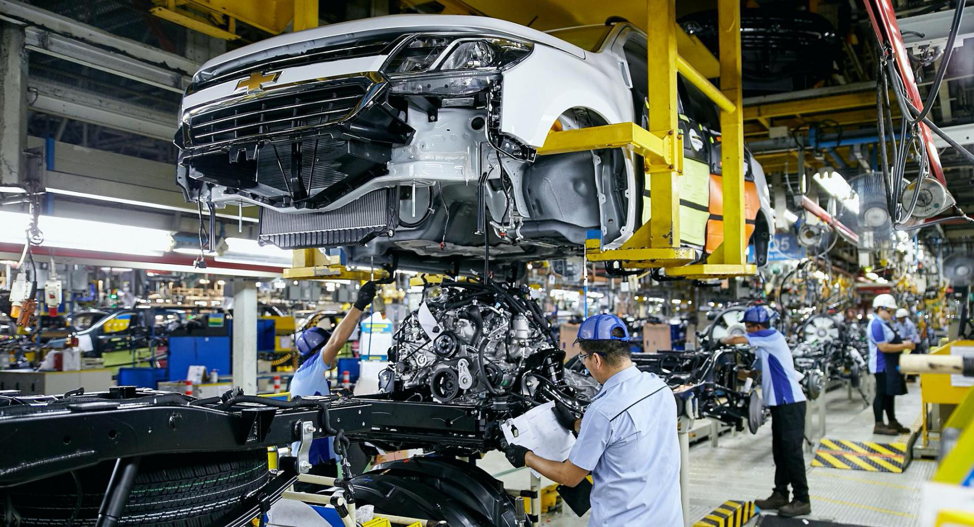 GM bán dây chuyền sản xuất ôtô tại Thái Lan