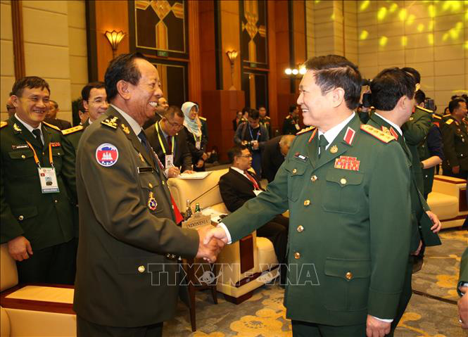 Ch&ugrave;m ảnh khai mạc Hội nghị hẹp Bộ trưởng Quốc ph&ograve;ng ASEAN tại H&agrave; Nội - Ảnh 5.