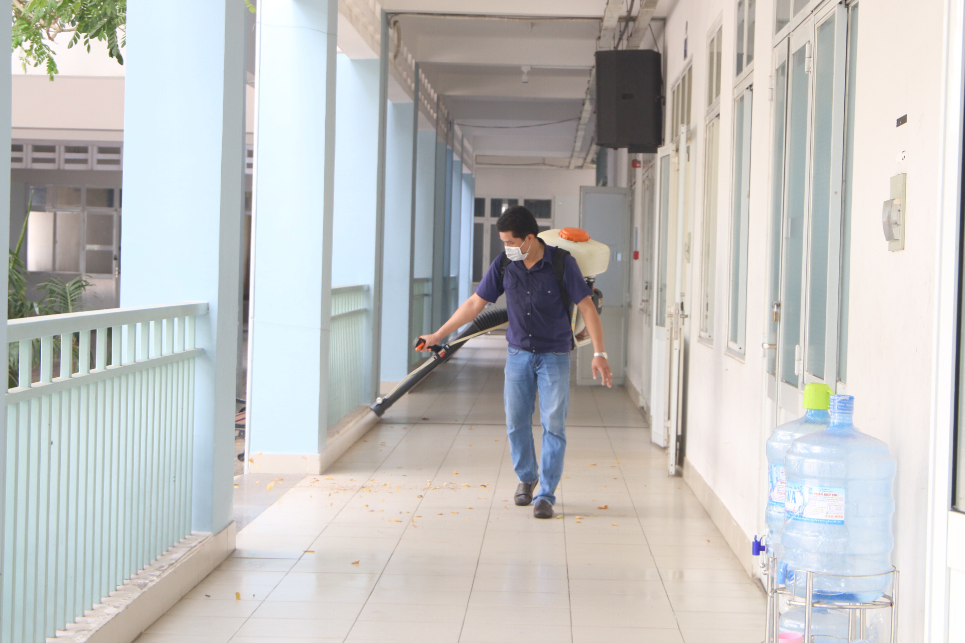 Sở GD-ĐT TP HCM tham mưu UBND TP cho học sinh nghỉ học nếu cần thiết