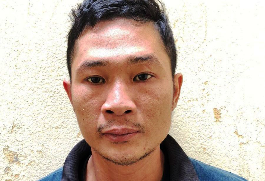 Mang ma túy tới công an huyện nhờ chuyển cho bạn nghiện đang bị tạm giam