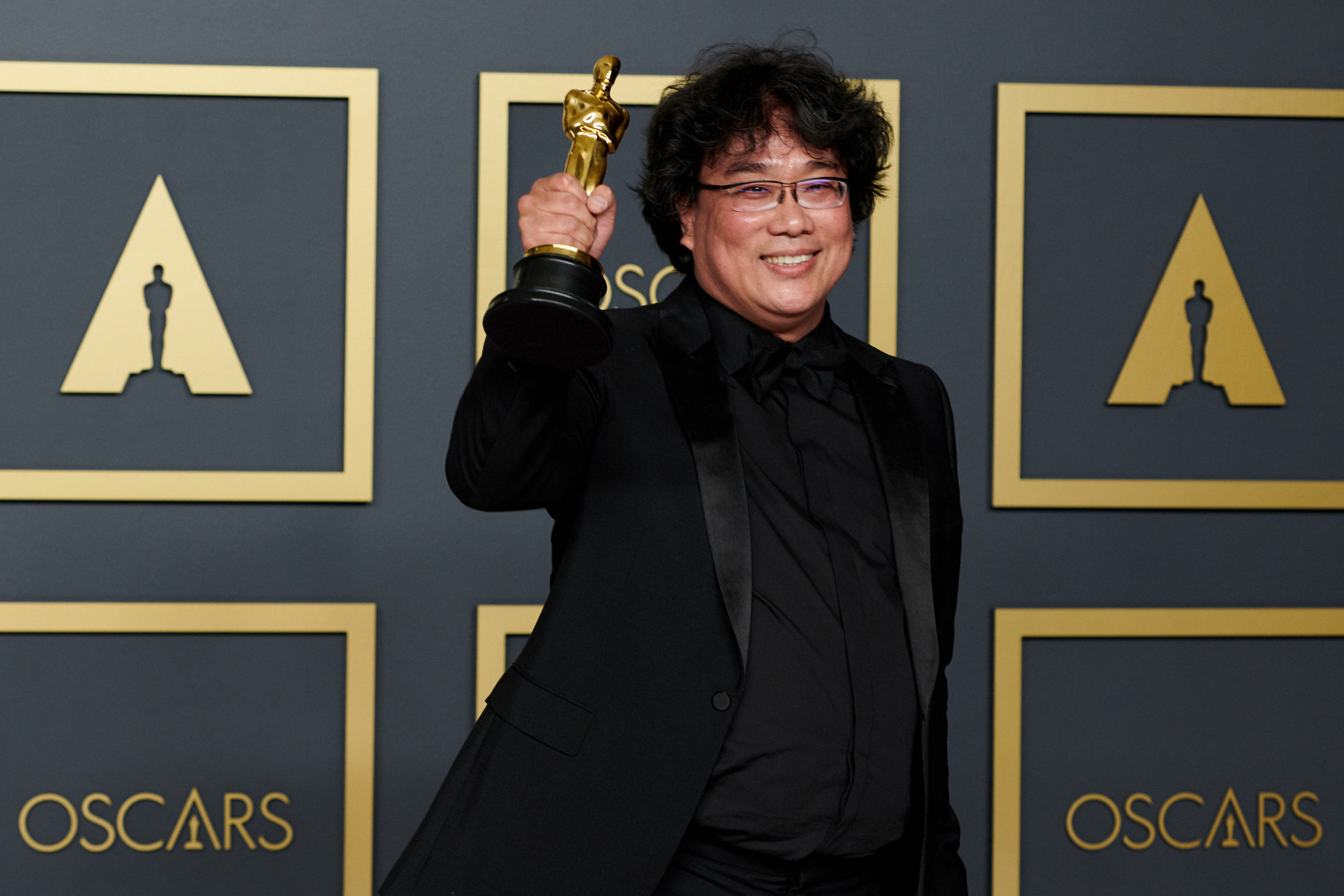 Ông Donald Trump chế giễu chiến thắng của Ký sinh trùng tại Oscar - Ảnh 2.