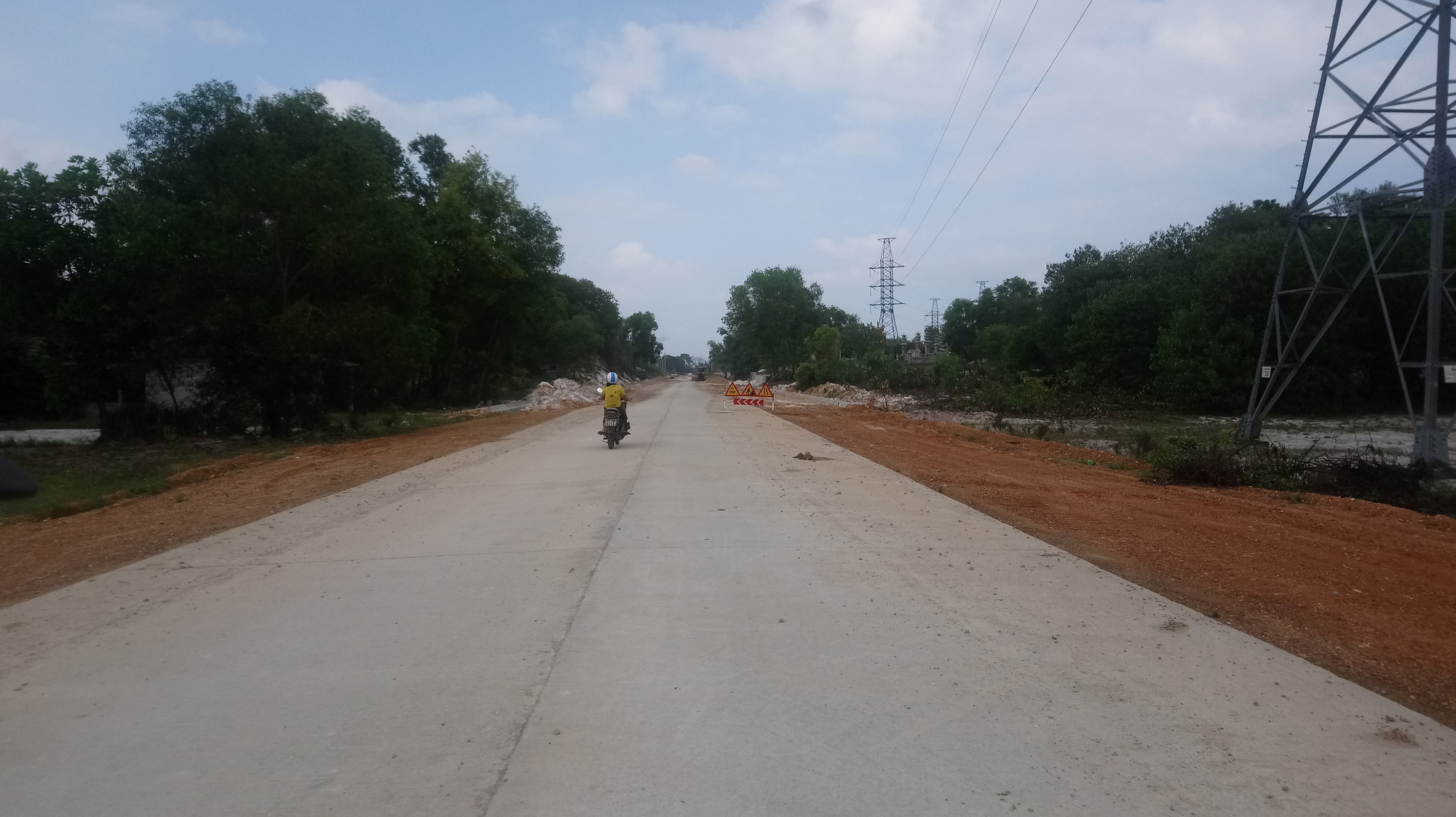 Bất an với dự án đường 672 tỉ đồng