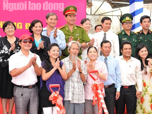 Minh Vương, Bạch Tuyết, Ngọc Gi&agrave;u, Lệ Thủy thương tiếc đạo diễn Huỳnh Nga - Ảnh 5.